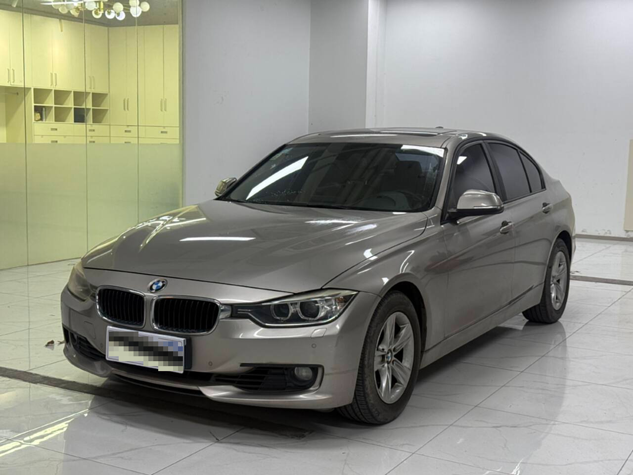 BMW 3 Series 2014 صورة سيارة #2