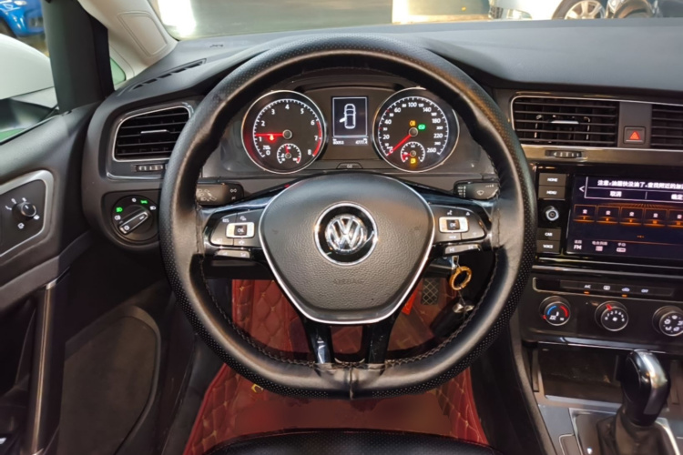 Volkswagen Golf 2020 #11 Volkswagen Golf 2020 car image #11