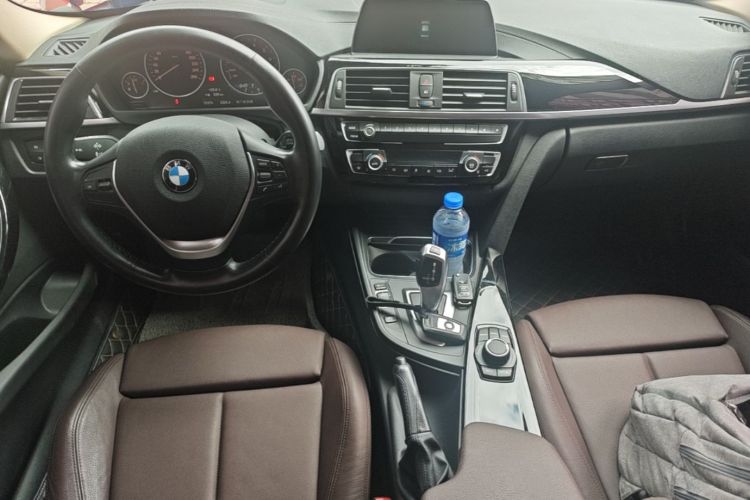 BMW 3 Series 2018 #10 BMW 3 Series 2018 image de voiture #10