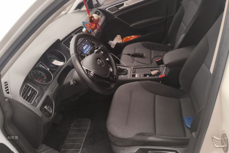 Volkswagen Golf 2018 car image #17