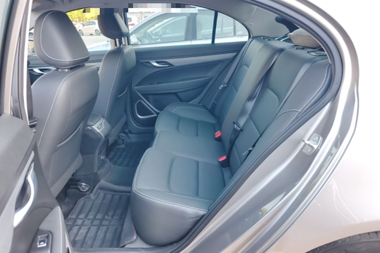 GEELY Emgrand 2021 #17 GEELY Emgrand 2021 car image #17