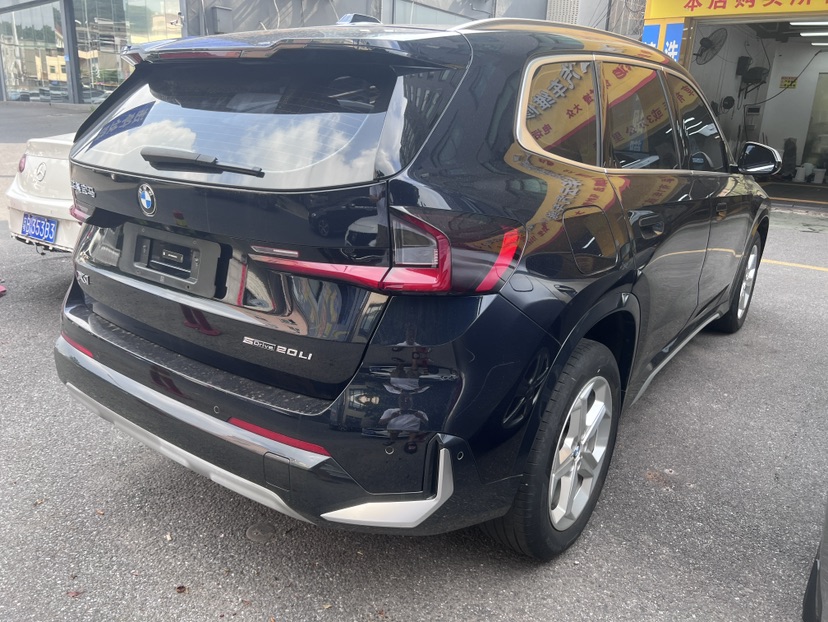 BMW X1 2023 car image #8