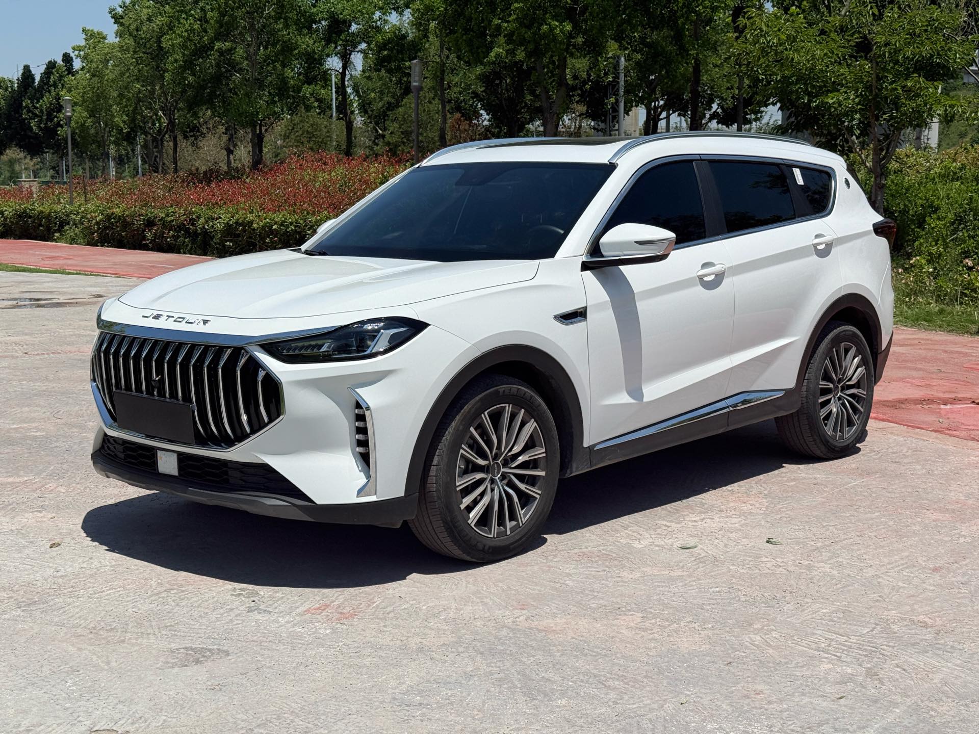 Jetour X70 PLUS 2024 car image 