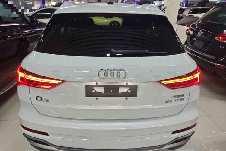 Audi Q3 2021 #4 Audi Q3 2021 immagine di auto #4