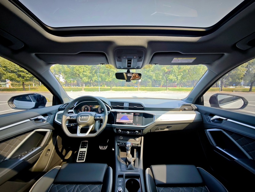 Audi Q3 2025 صورة سيارة #7