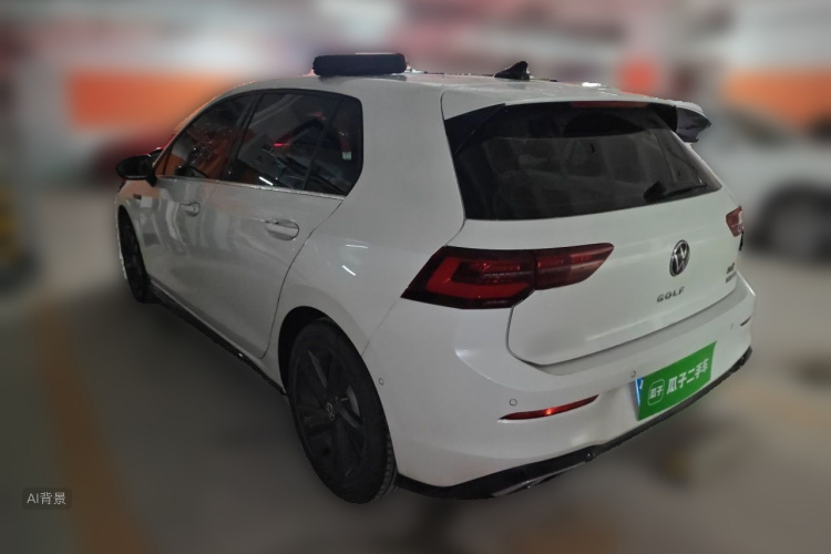 Volkswagen Golf 2021 car image #5