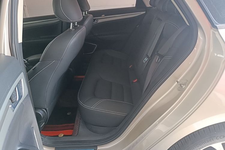 GEELY Emgrand GL 2017 car image #17