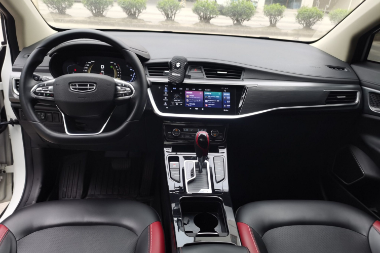 GEELY Emgrand GS 2021 car image #10