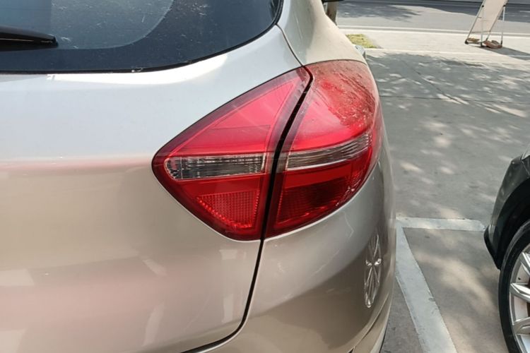GEELY Emgrand GS 2018 car image #8