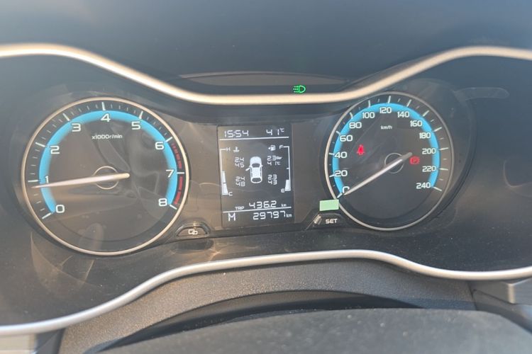 GEELY Emgrand 2021 #13 GEELY Emgrand 2021 car image #13
