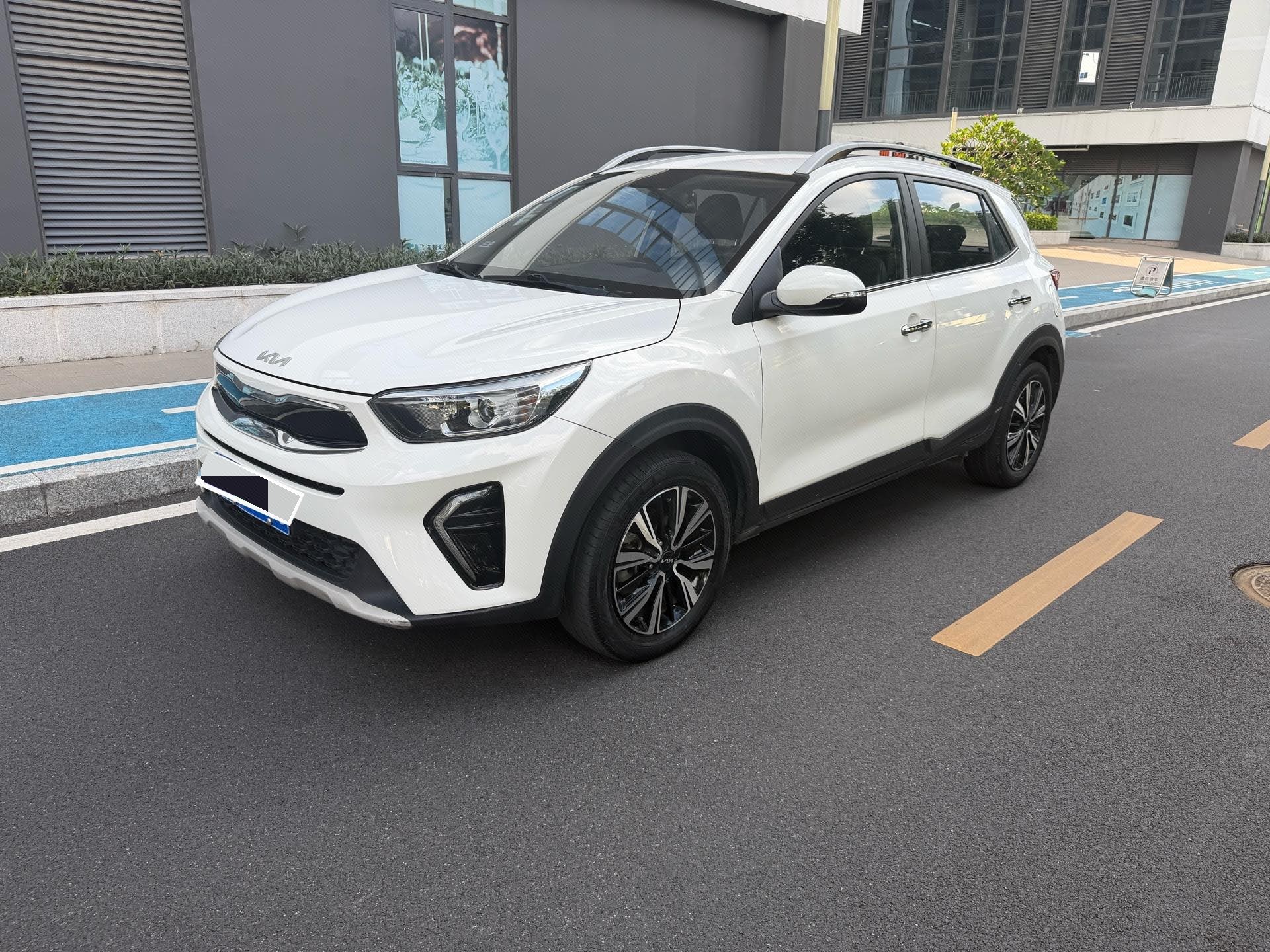 Kia KX1 2022 car image 