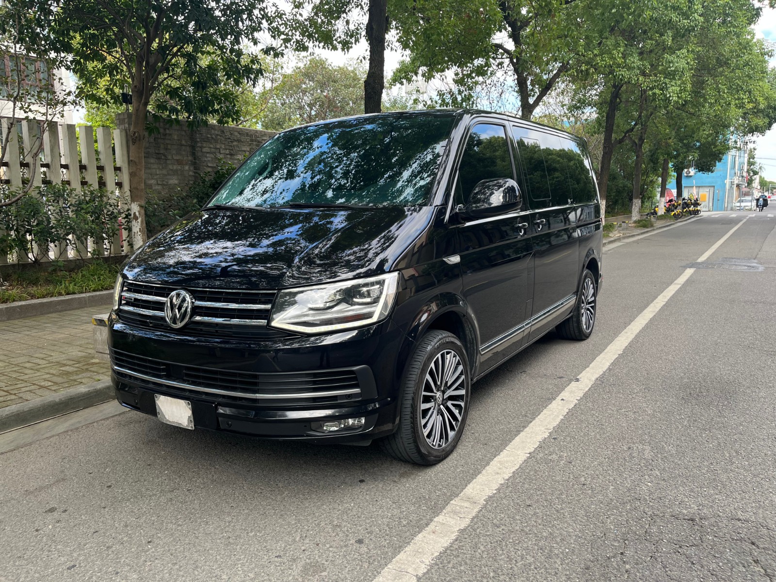 Volkswagen Multivan 2018 Volkswagen Multivan 2018 imagem de carro