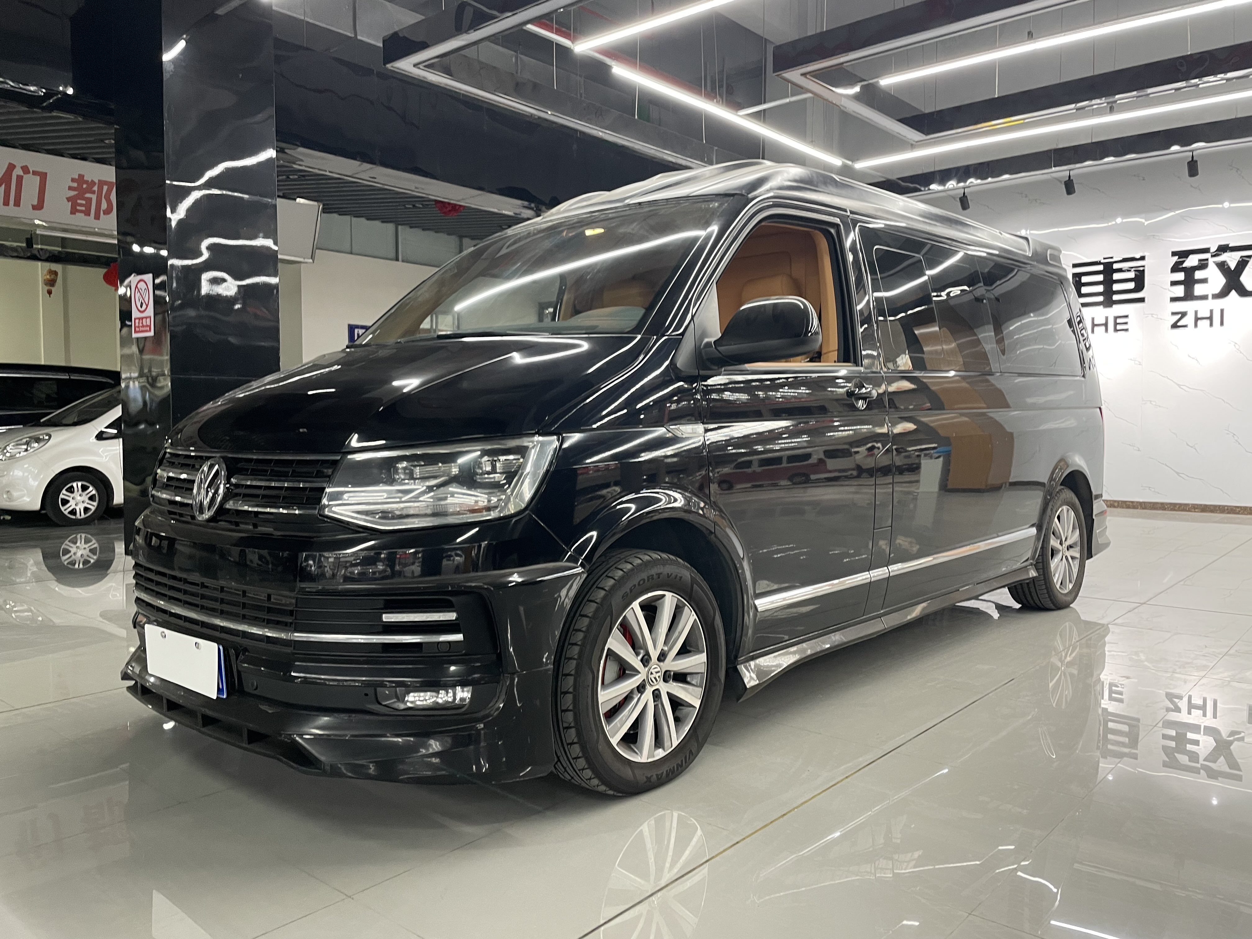Volkswagen Caravelle 2018 Volkswagen Caravelle 2018 car image