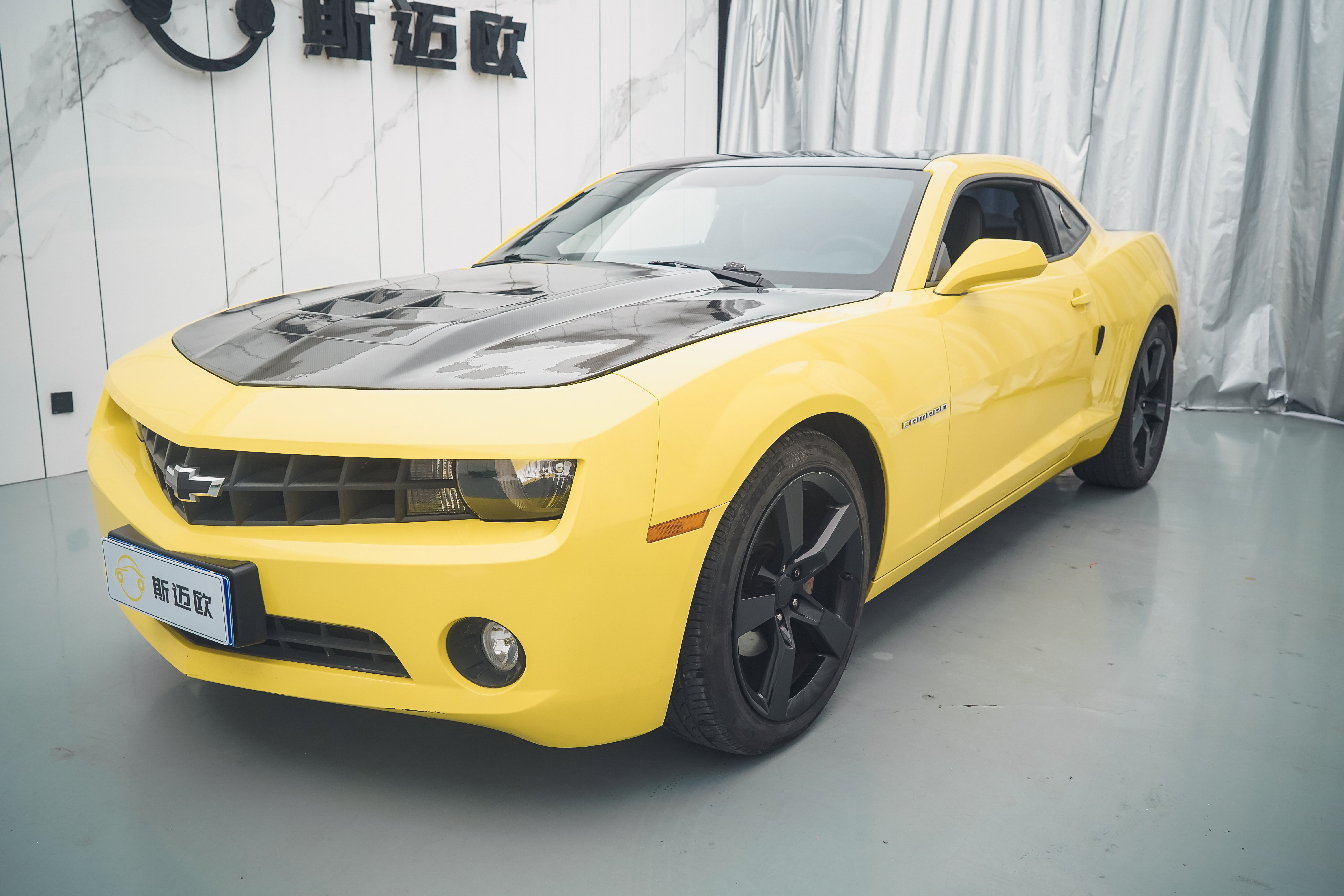 Chevrolet Camaro 2011 car image 