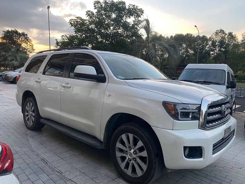 Toyota Sequoia 2016 汽车图片 