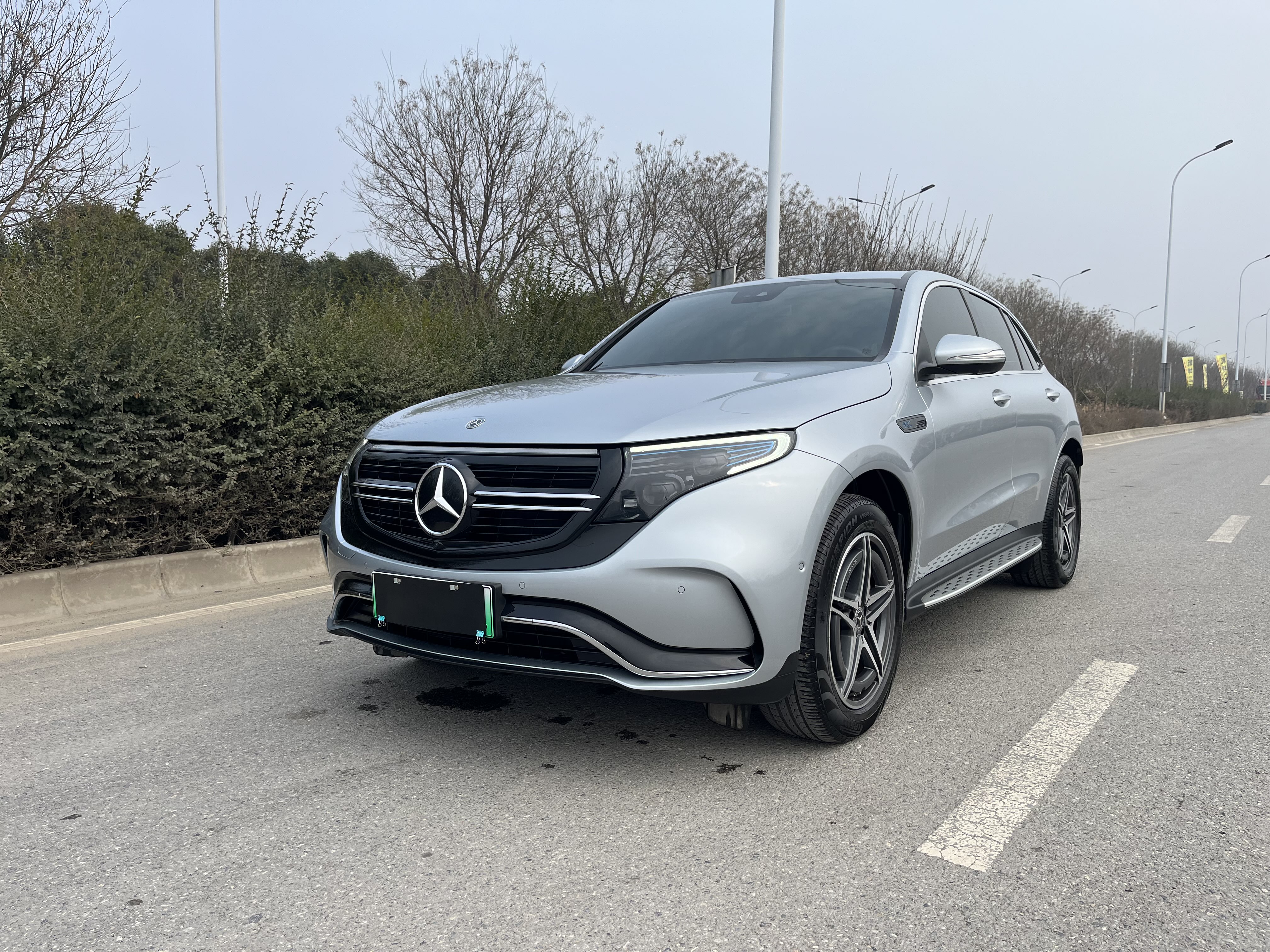 Mercedes-Benz EQC Class 2020 car image 