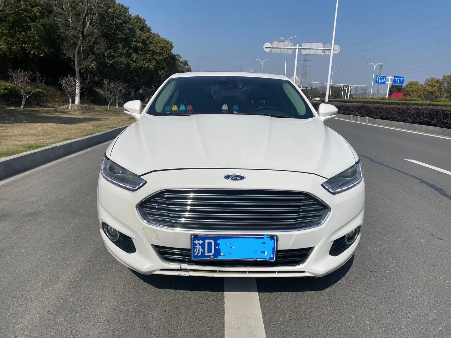 Ford Zhisheng 2014 Ford Zhisheng 2014 car image