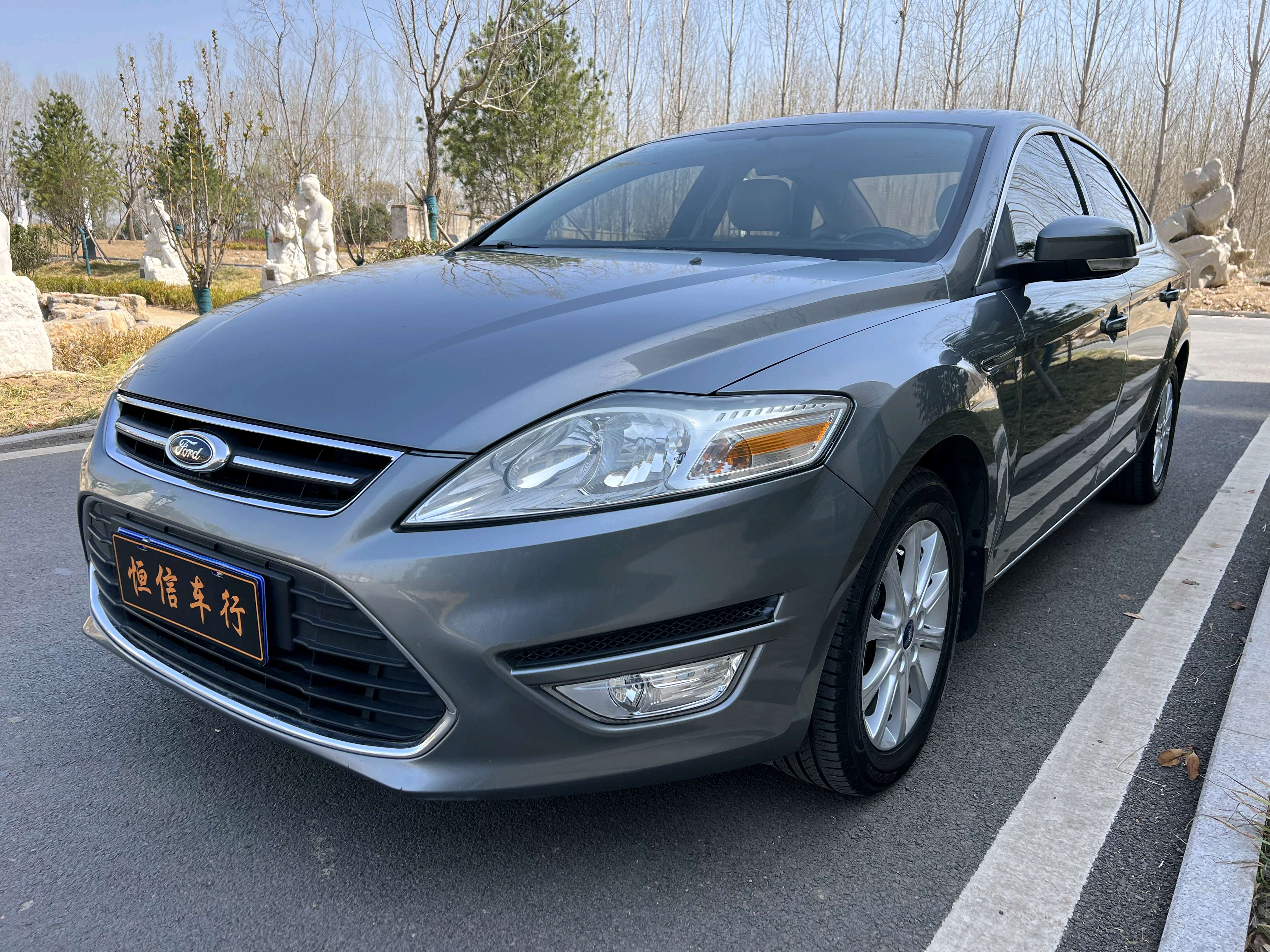 Ford Zhisheng 2012 Ford Zhisheng 2012 car image