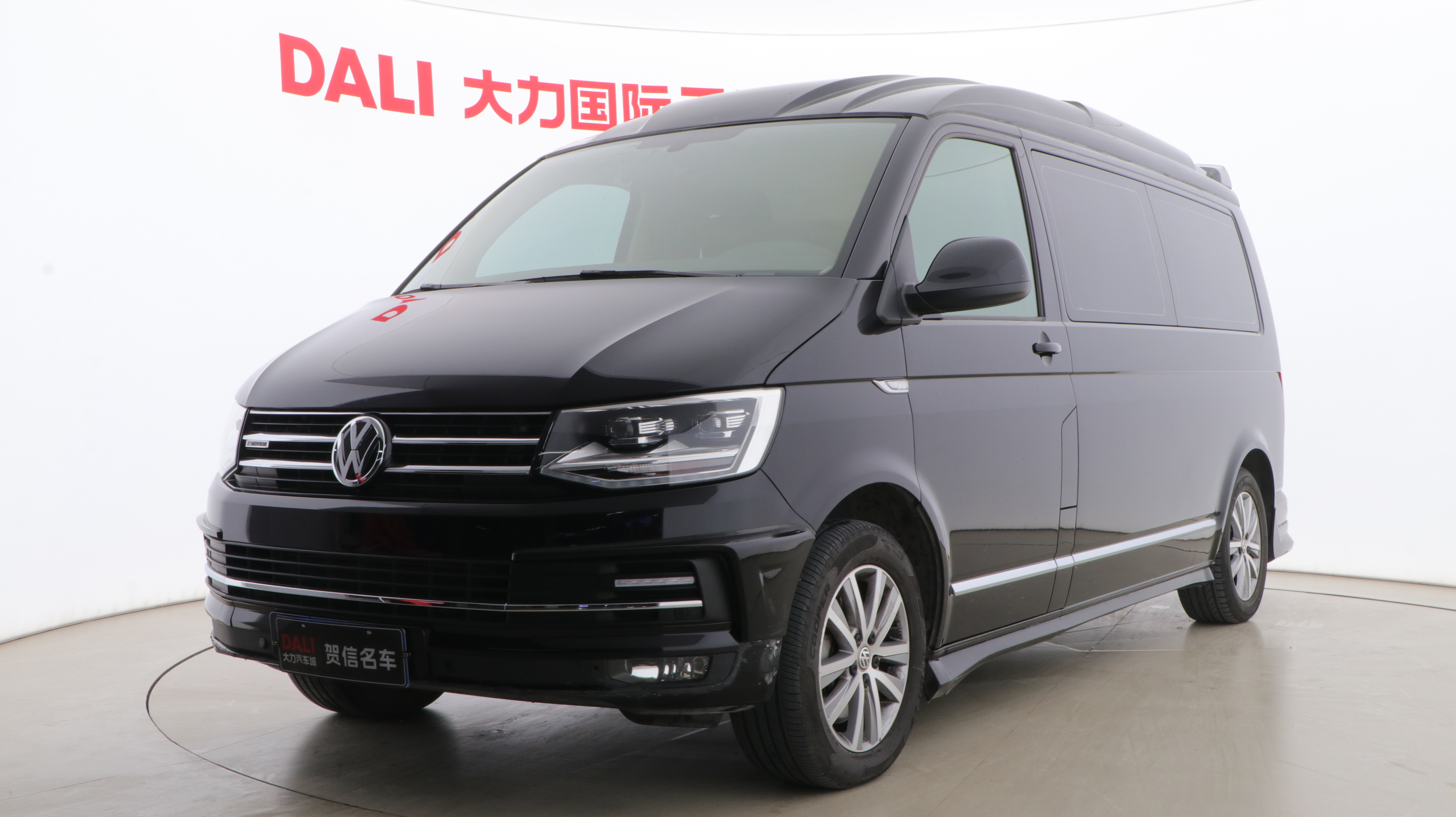 Volkswagen Caravelle 2019 Volkswagen Caravelle 2019 car image