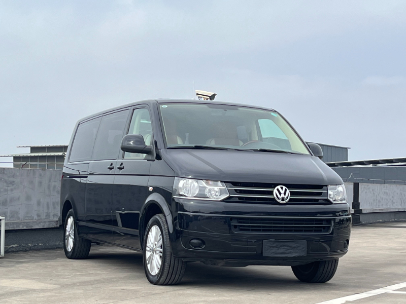 Volkswagen Caravelle 2014 Volkswagen Caravelle 2014 car image