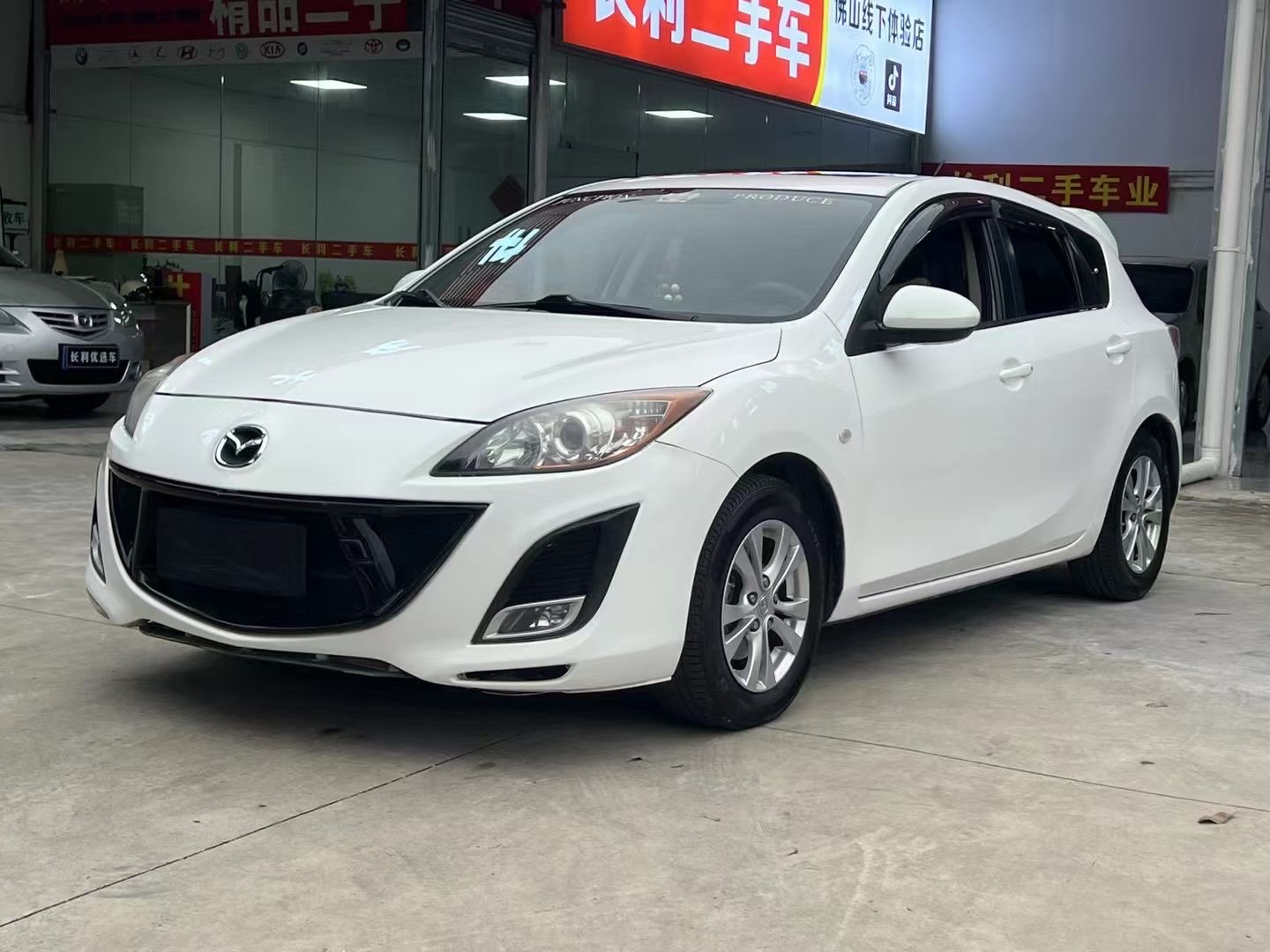 Mazda 3 Startech 2013 汽车图片 