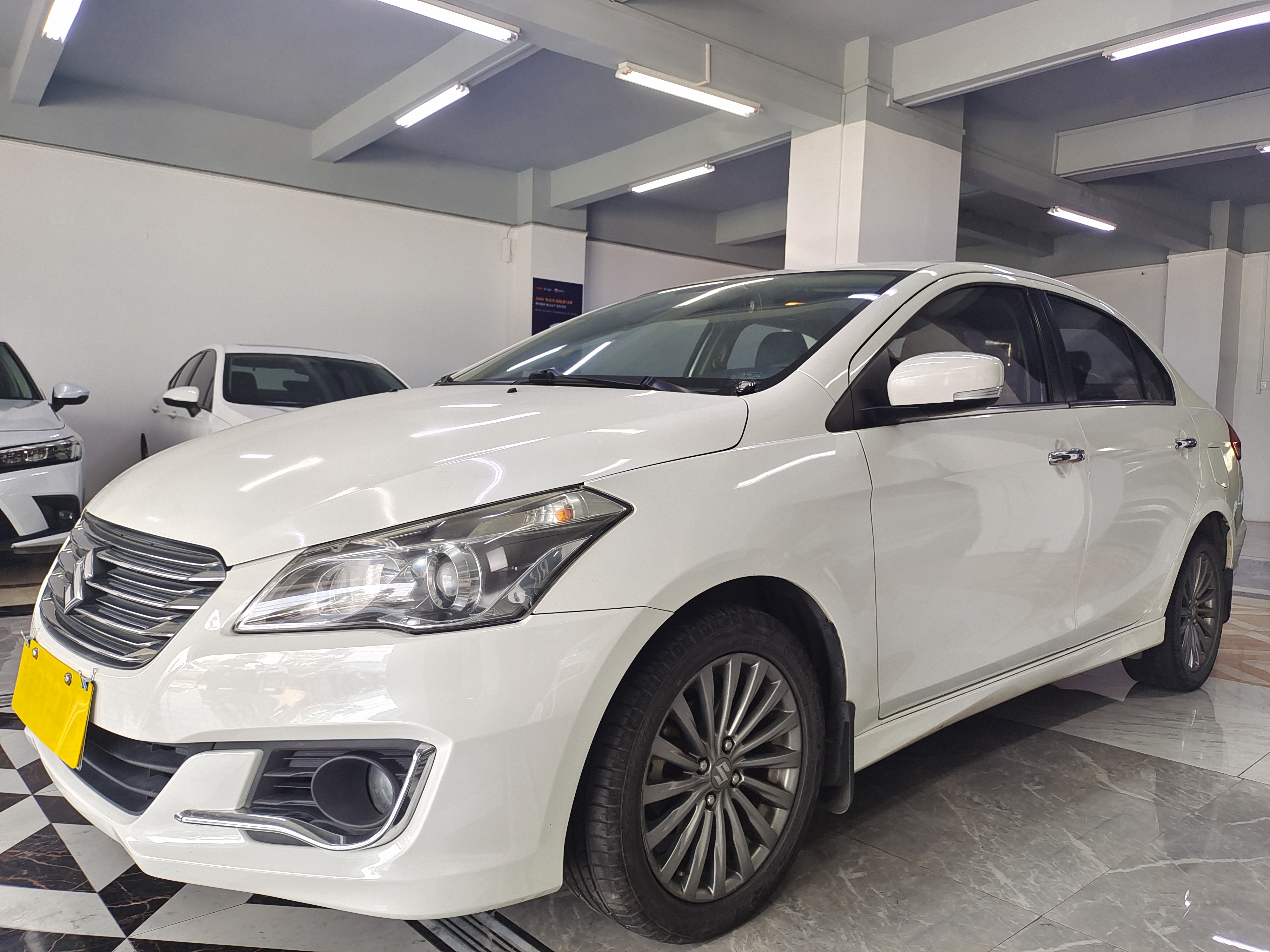 Suzuki Ciaz 2017 汽车图片 