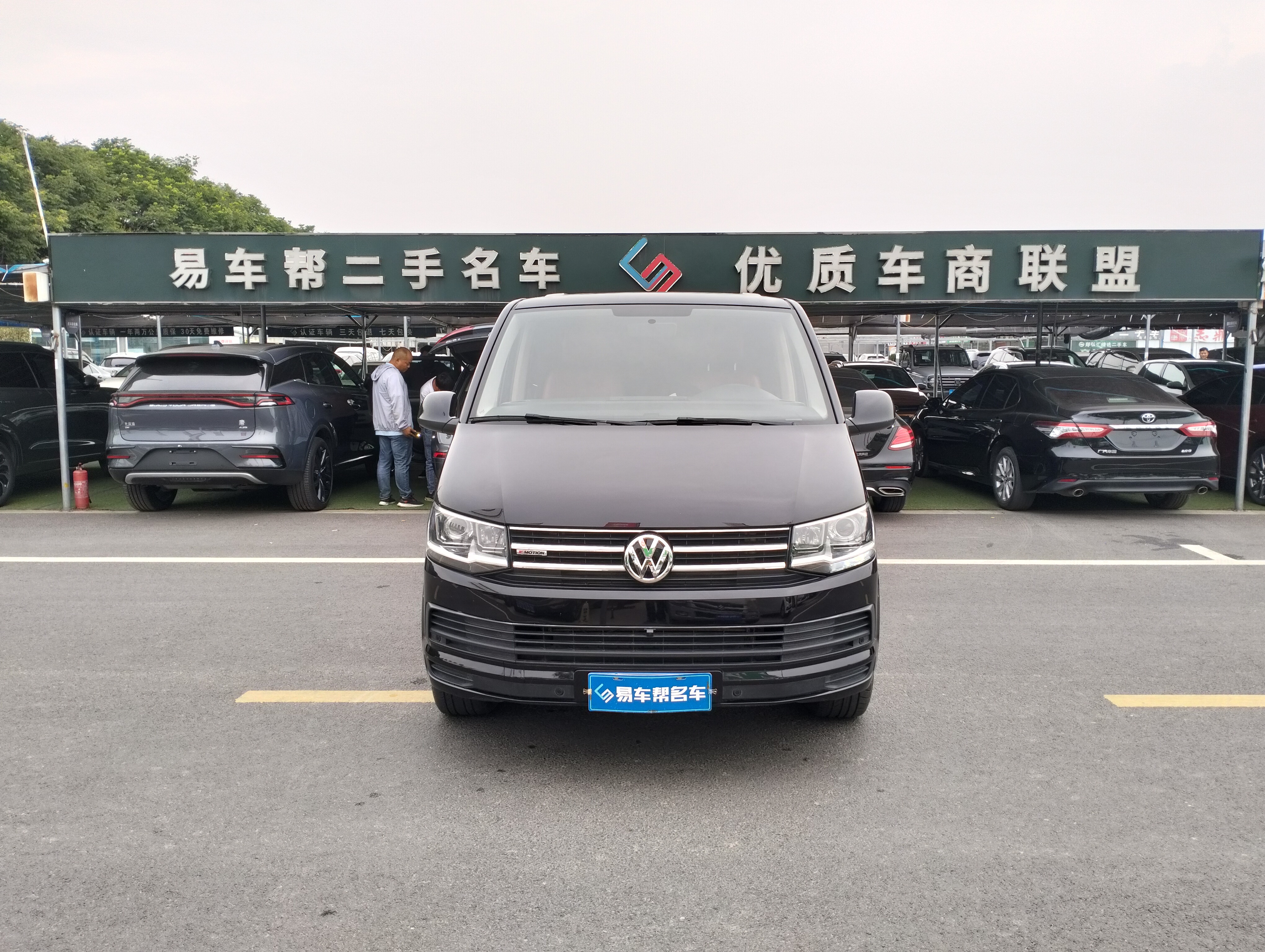 Volkswagen Caravelle 2018 Volkswagen Caravelle 2018 car image