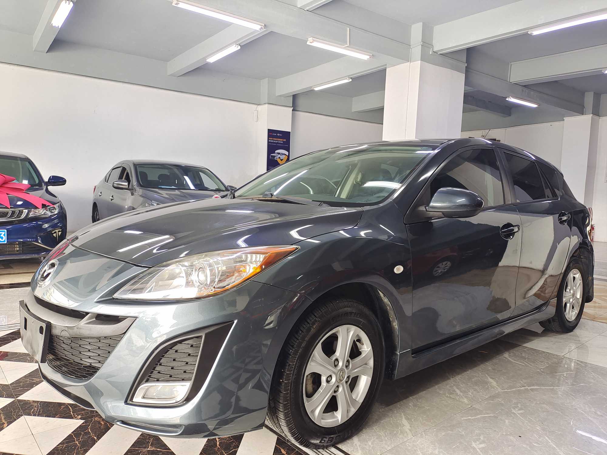 Mazda 3 Startech 2013 汽车图片 