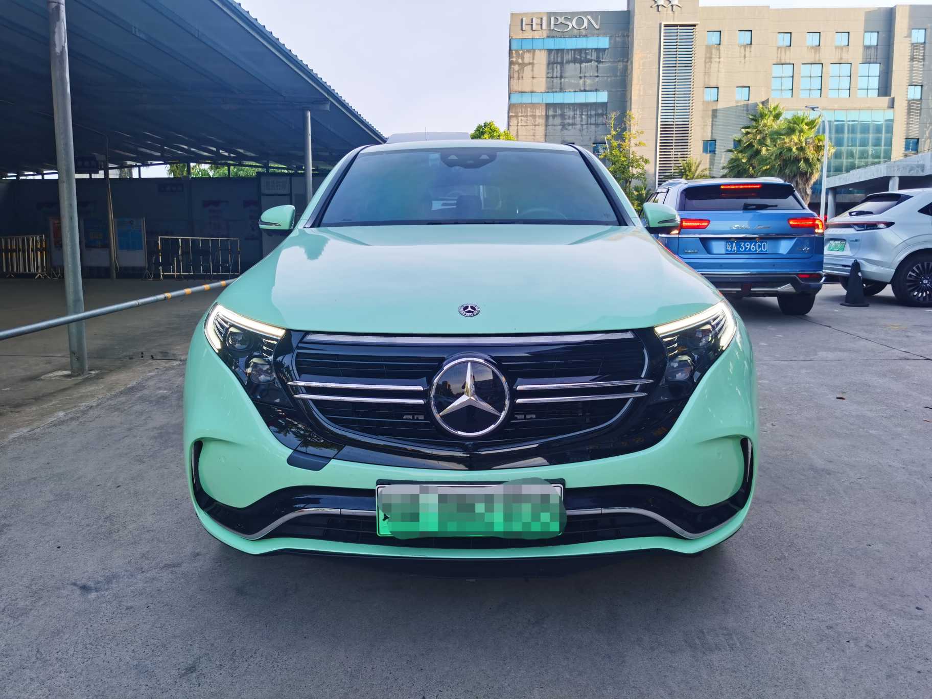 Mercedes-Benz EQC Class 2020 car image 