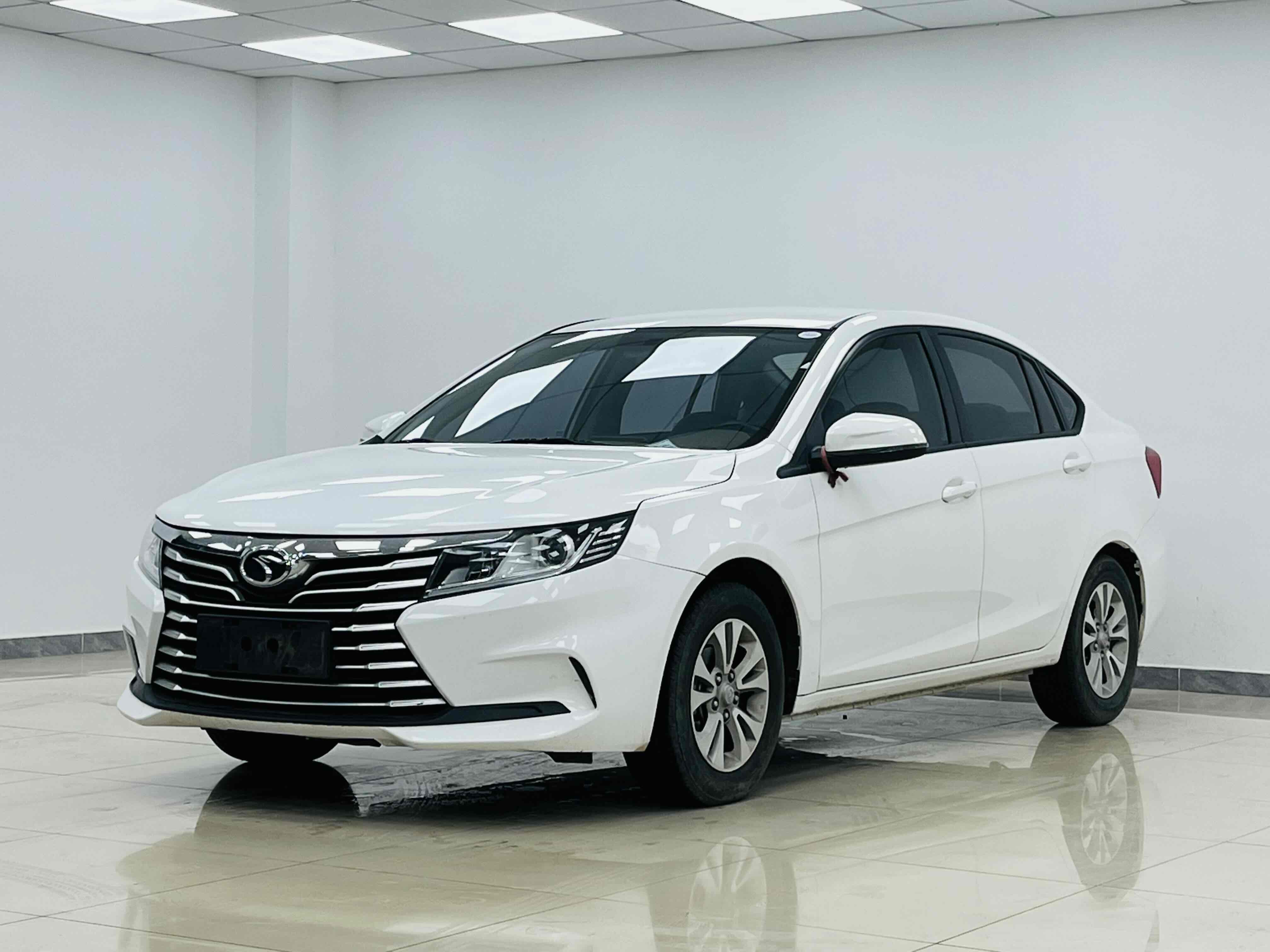 Soueast A5 Wing Dance 2020 Soueast A5 Wing Dance 2020 car image