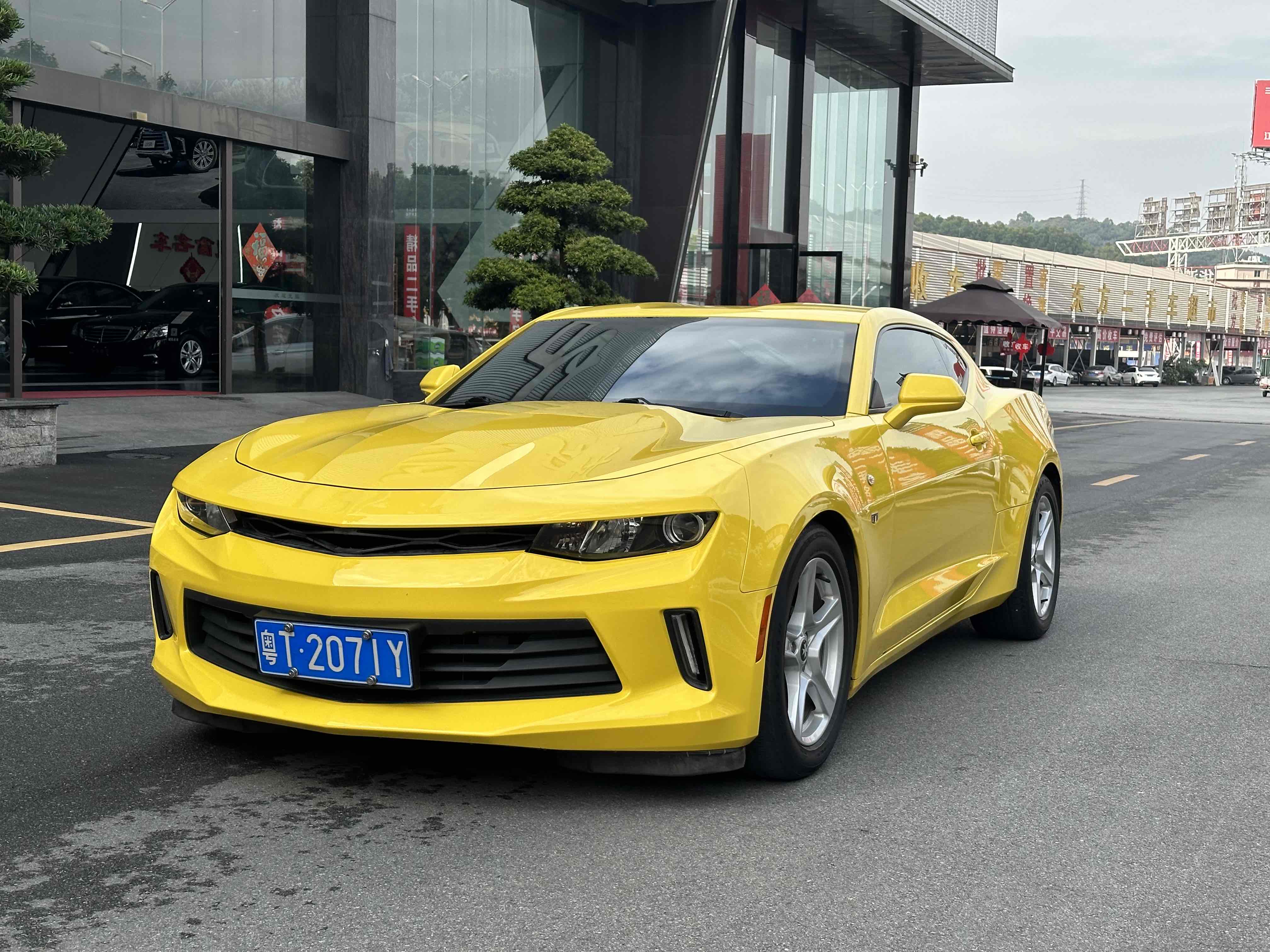 Chevrolet Camaro 2018 car image 