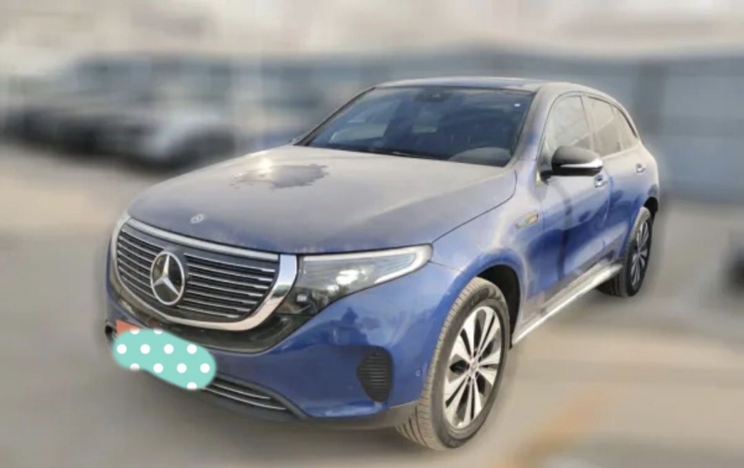 Mercedes-Benz EQC Class 2020 car image 