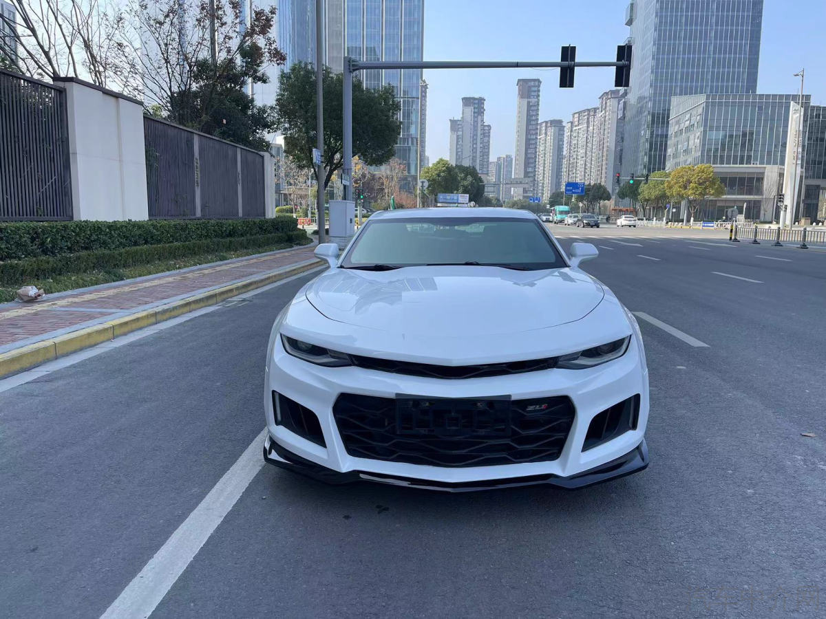 Chevrolet Camaro 2017 car image 