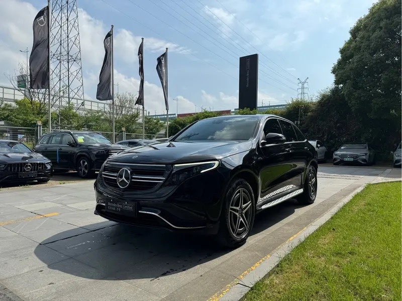 Mercedes-Benz EQC Class 2020 car image 