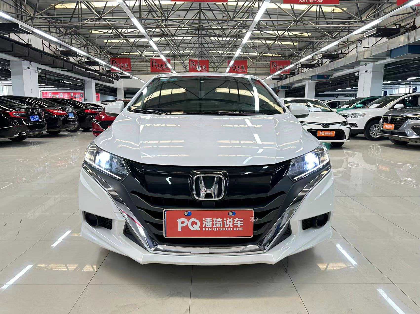 Honda Gienia 2019 car image 