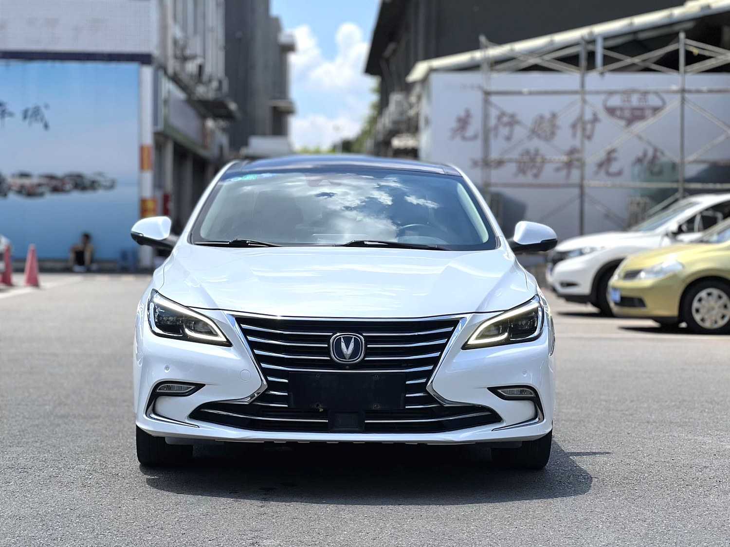 Changan Raeton 2018 car image 