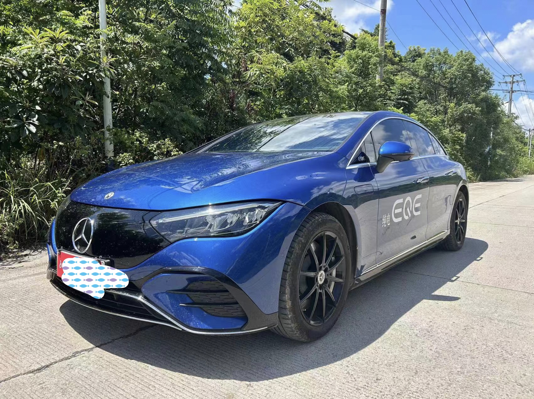 Mercedes-Benz EQE SUV AMG 2023 car image 