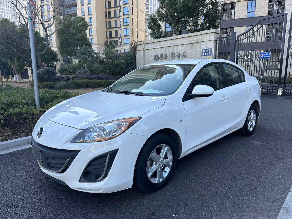 Mazda 3 Startech 2015 汽车图片 