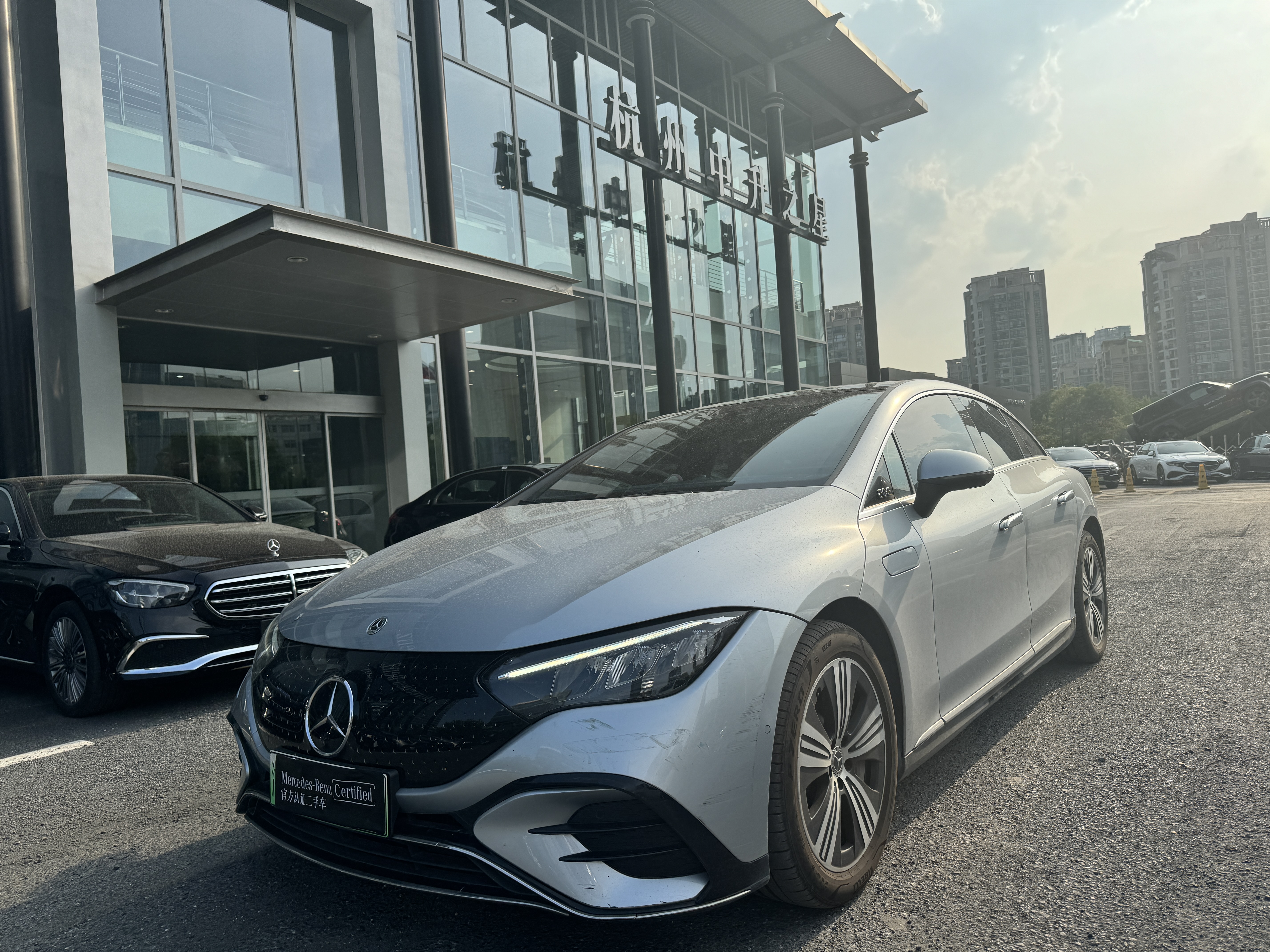 Mercedes-Benz EQE SUV AMG 2023 car image 