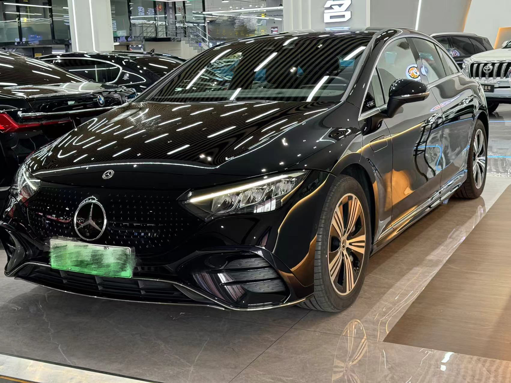 Mercedes-Benz EQE SUV AMG 2022 car image 