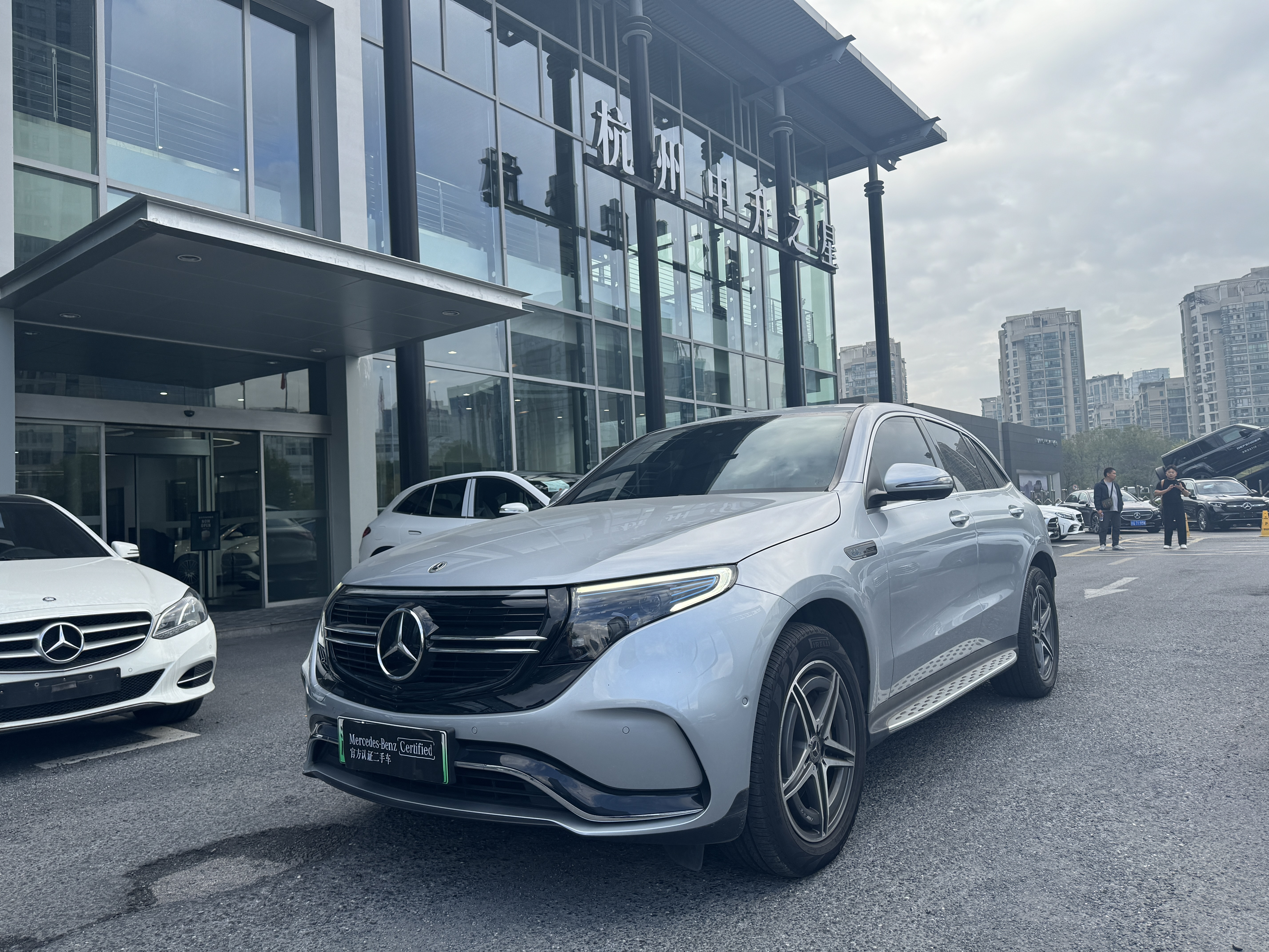 Mercedes-Benz EQC Class 2021 car image 