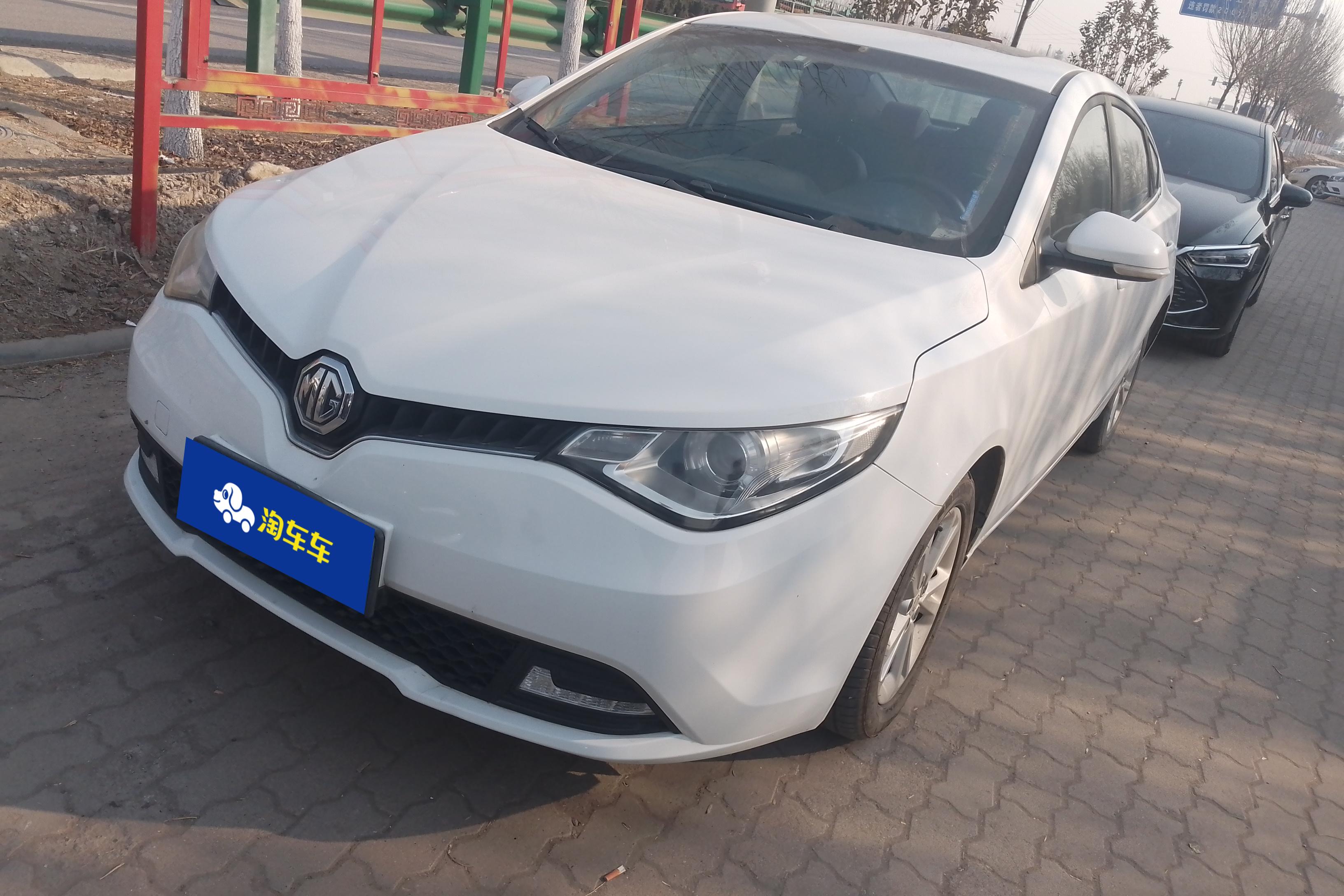 MG GT 2017 MG GT 2017 car image