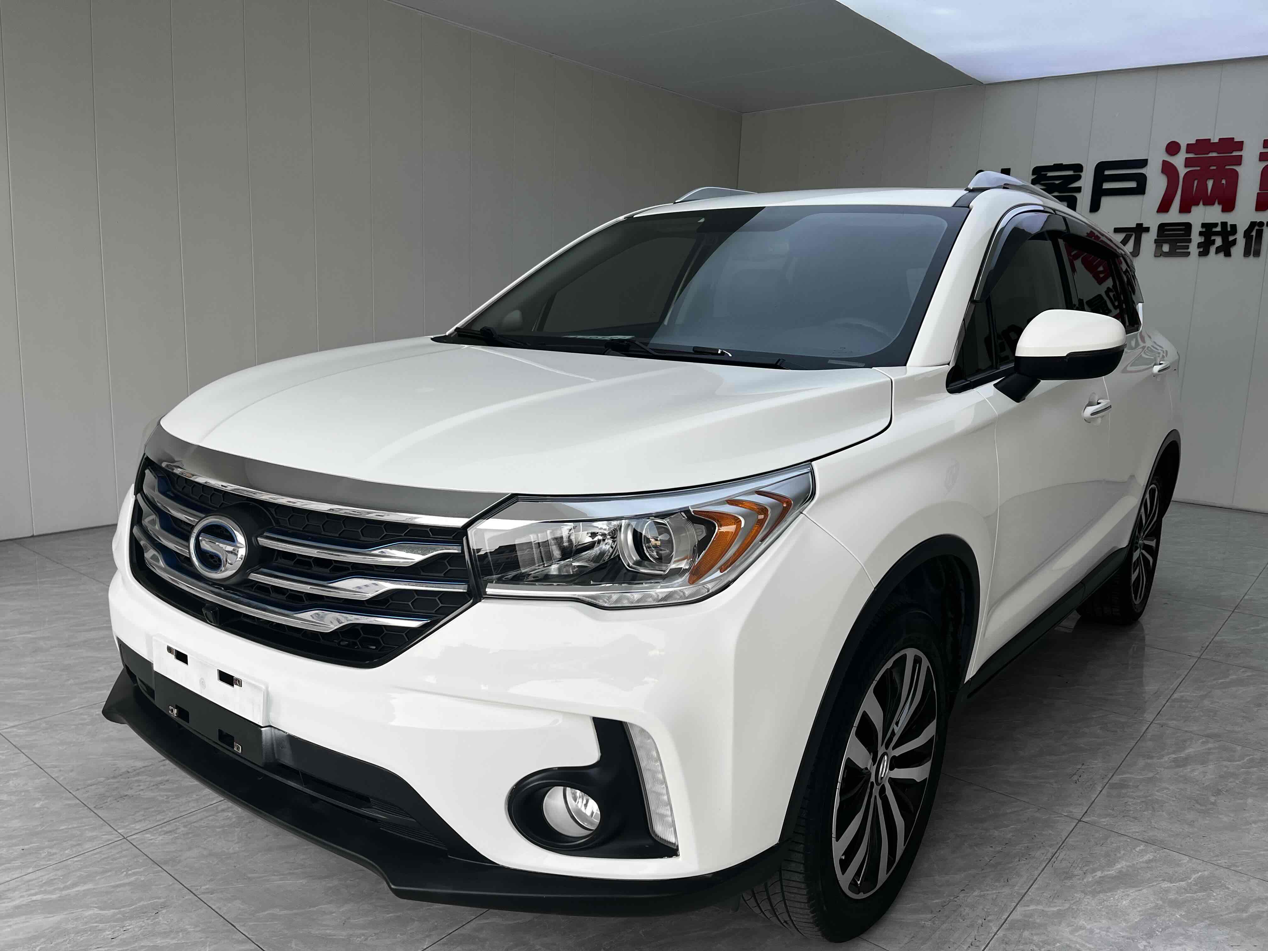 GAC Trumpchi GS4 New Energy 2018 GAC Trumpchi GS4 New Energy 2018 car image
