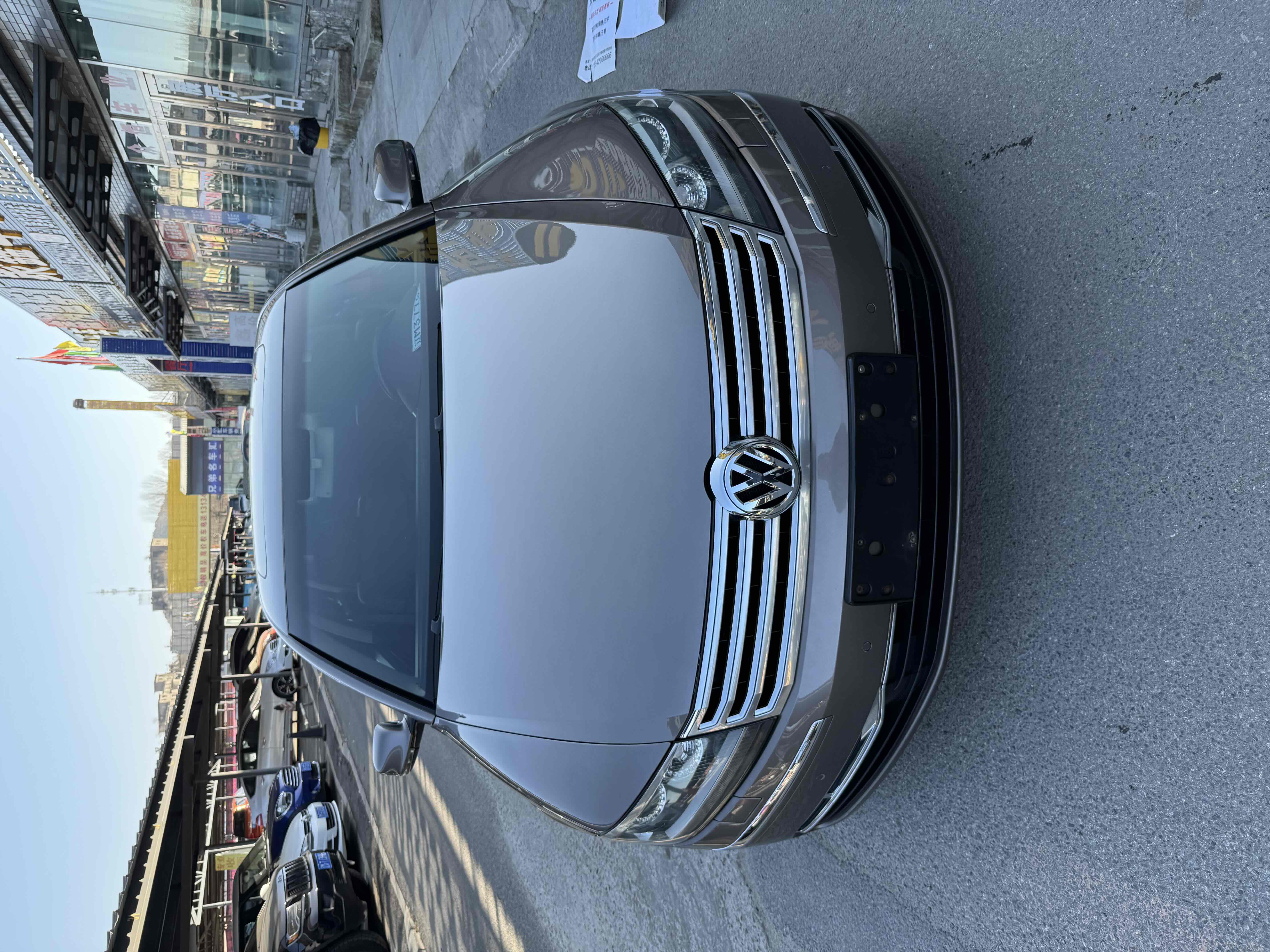 Volkswagen Pheaton 2013 Volkswagen Pheaton 2013 immagine di auto