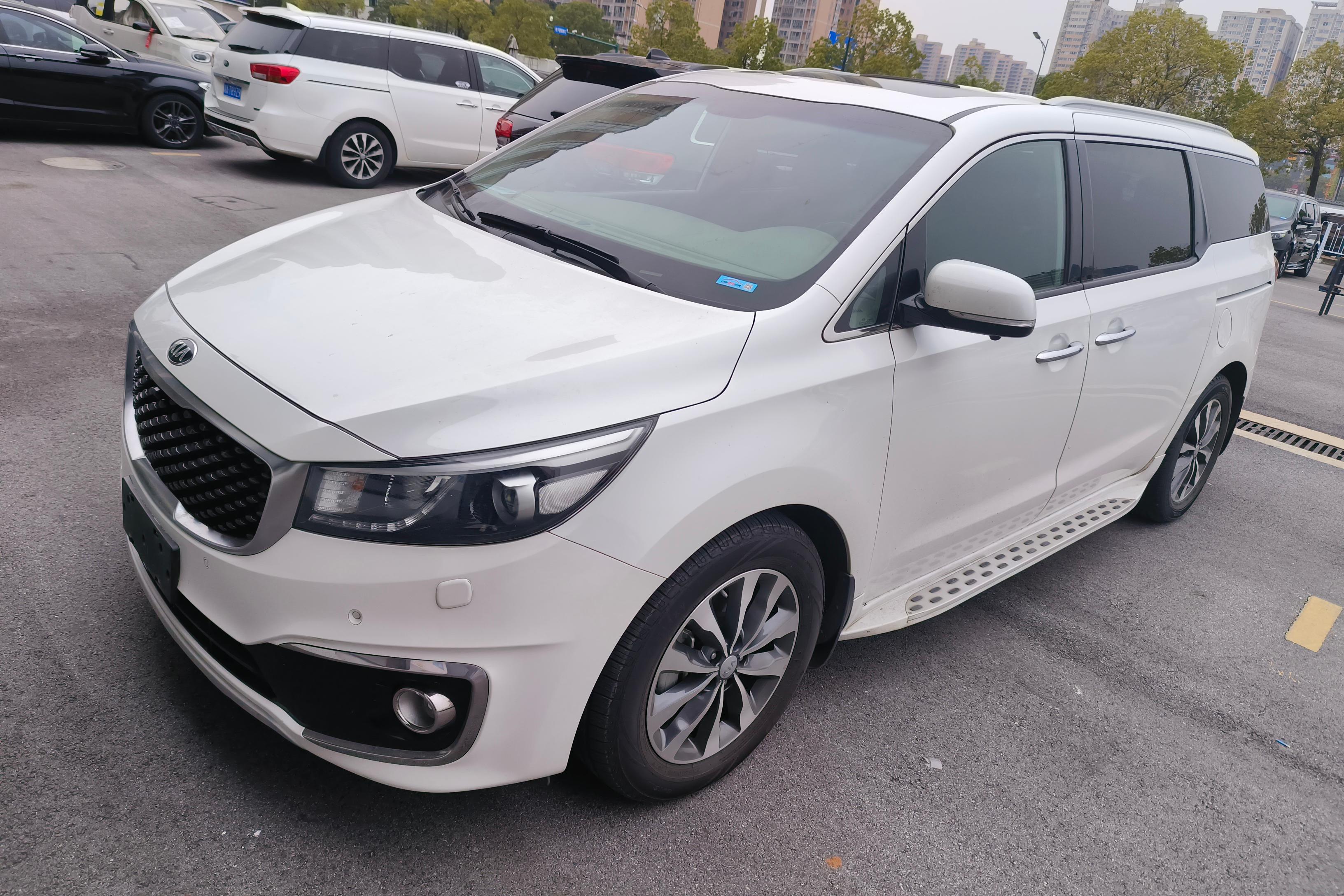 Kia Carnival 2018 汽车图片 