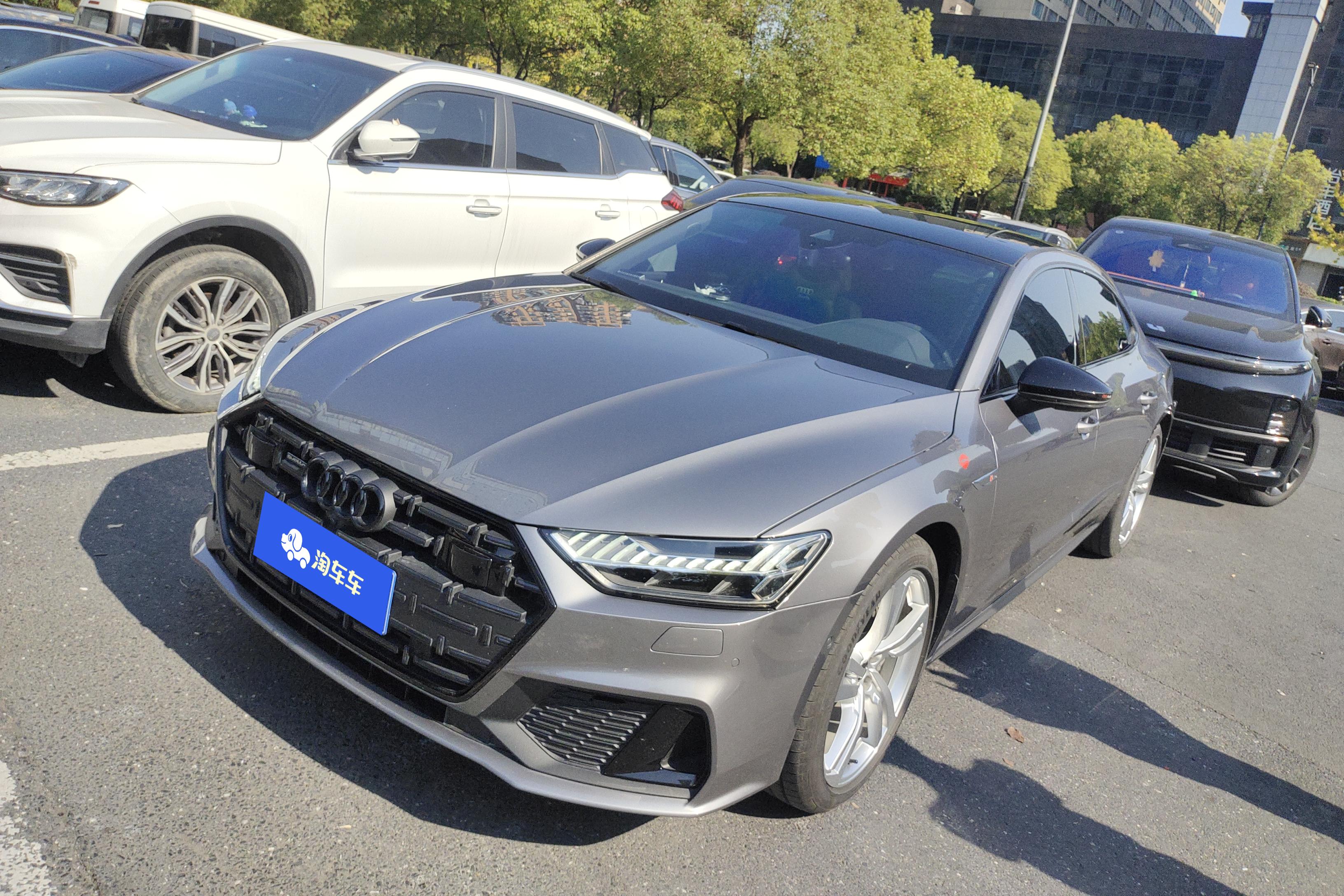 Audi A7L 2023 car image 