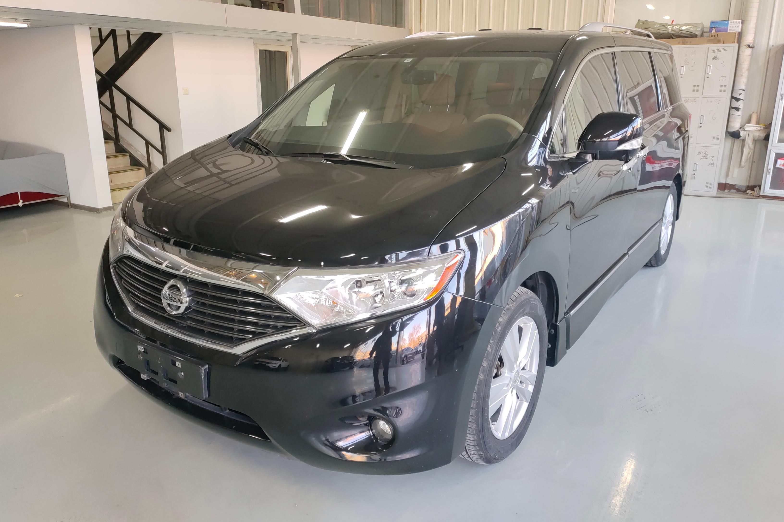 Nissan Quest 2016 汽车图片 
