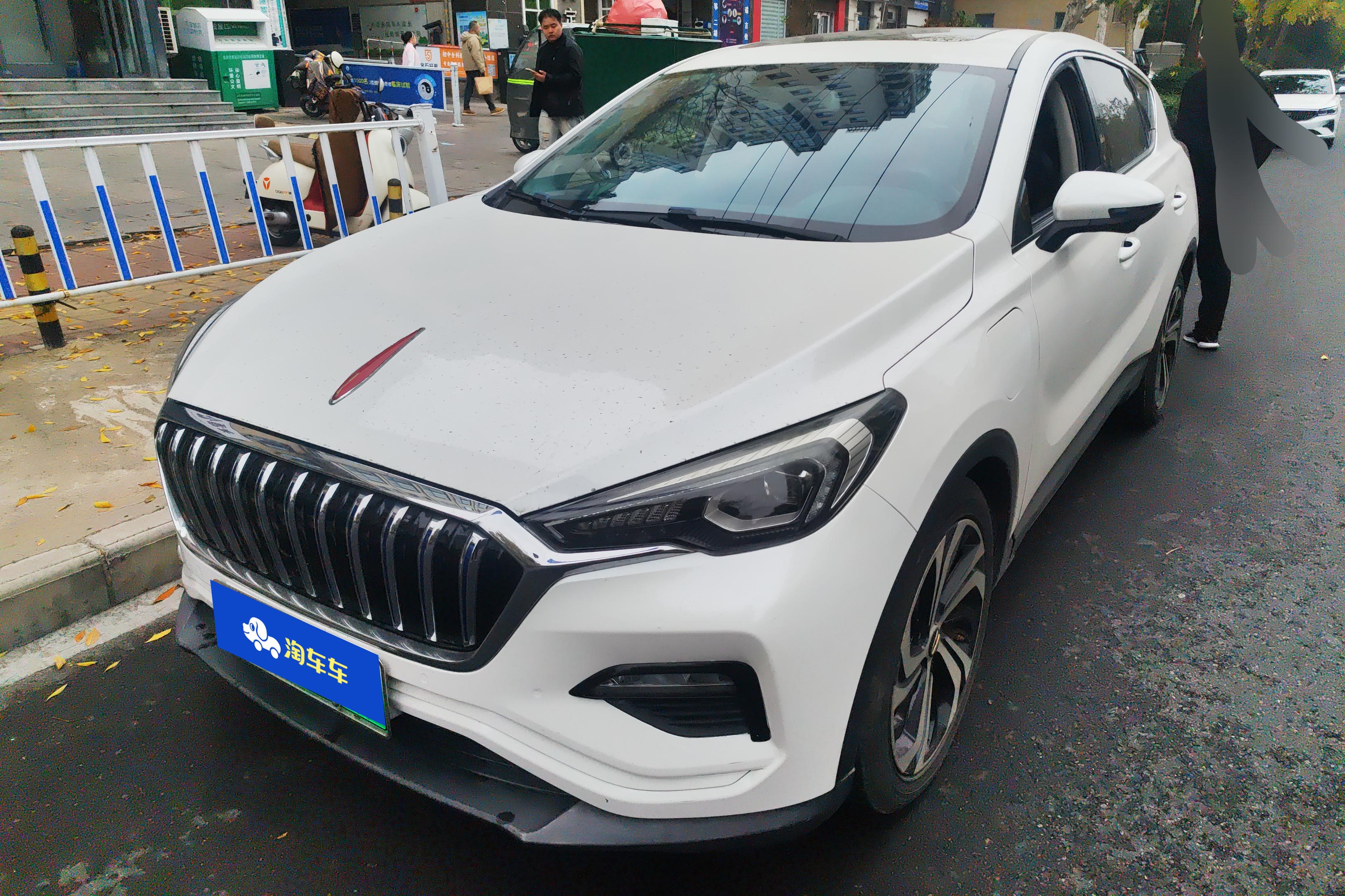 HongQi E-HS3 2019 car image 