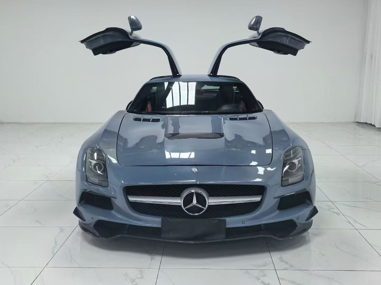 Mercedes-Benz SLS AMG 2013 Mercedes-Benz SLS AMG 2013 صورة سيارة