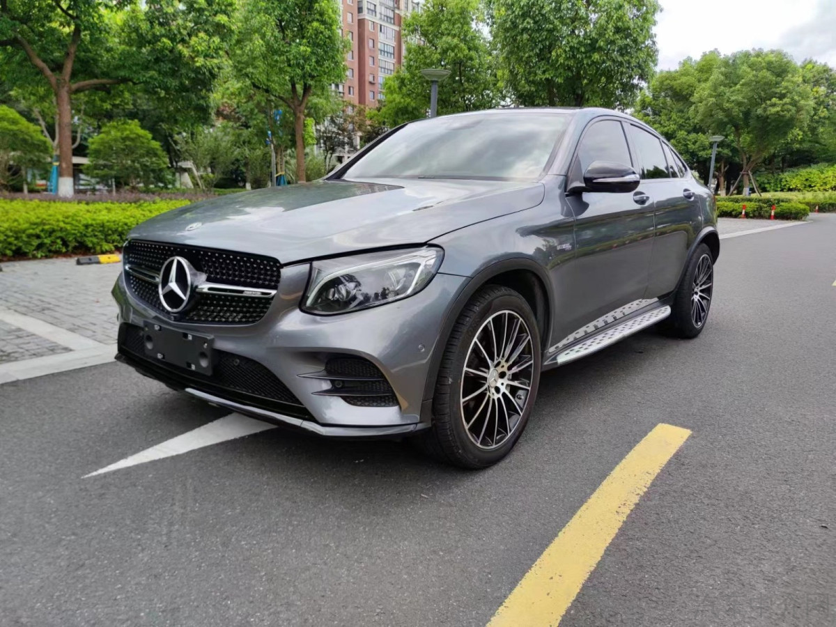 Mercedes-Benz GLC AMG 2018 immagine di auto 